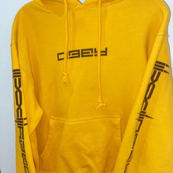 Obey Sweatshirt - Picture 2 of 3